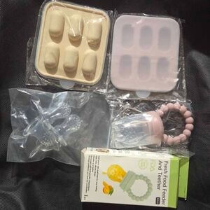baby feeder/teether & fruit cube mold bundle